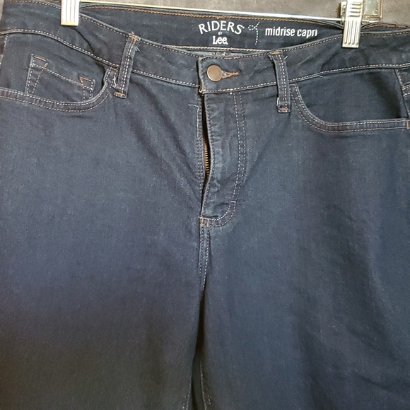 Lee Rider Capris* - Picture 4 of 10